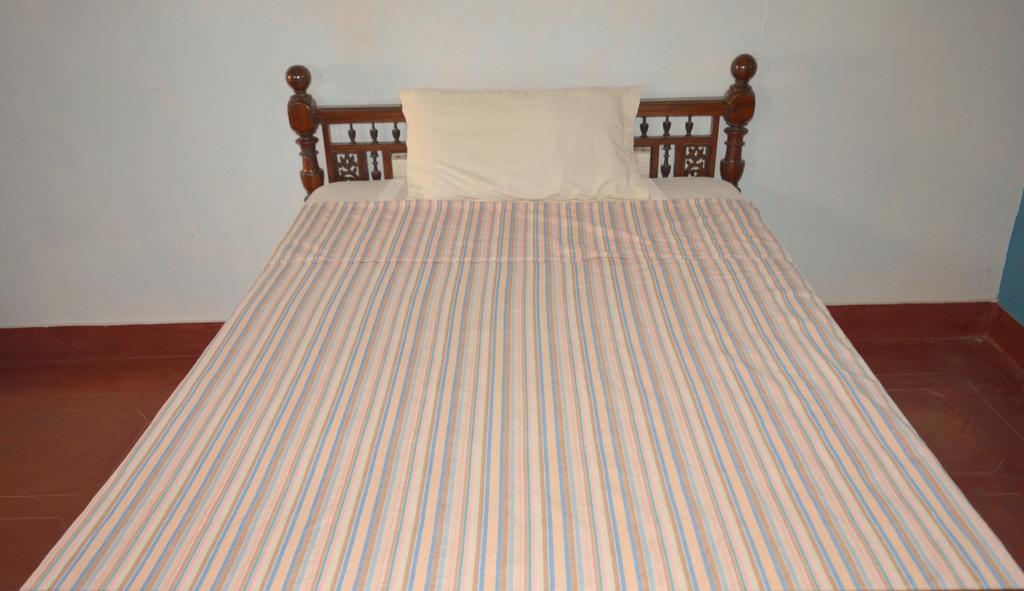 La Maison Blanche Otel Pondicherry Oda fotoğraf
